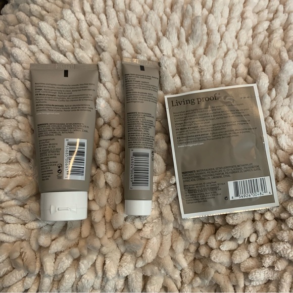 Living Proof No Frizz Nourishing Styling Cream Travel 3 pc set - Picture 5 of 8